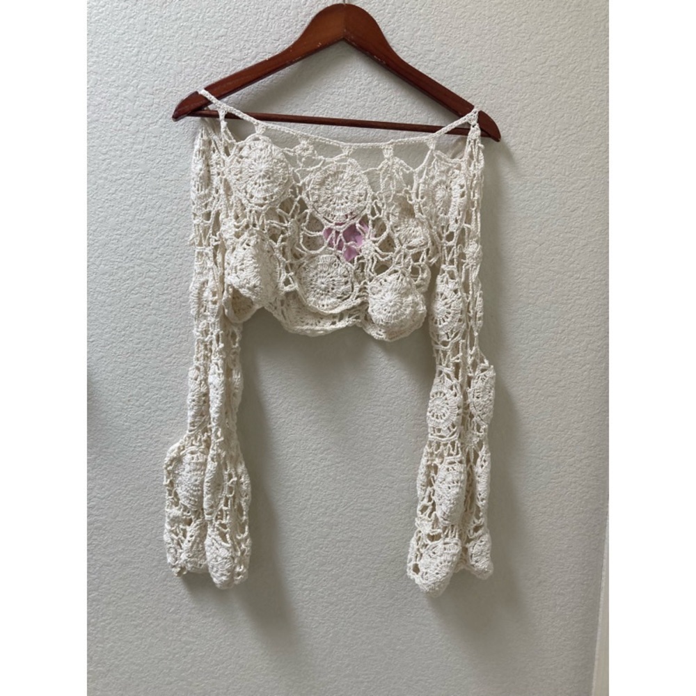 Crochet bell sleeve crop top